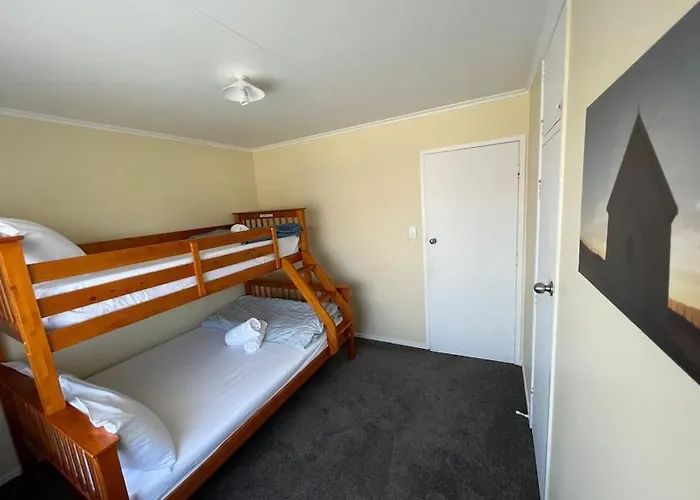 Spacious 3 Bedroom Near Skyline-5 Min Walk * Rotorua