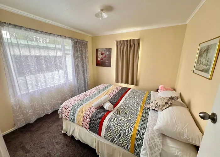 Spacious 3 Bedroom Near Skyline-5 Min Walk Vakantiehuis